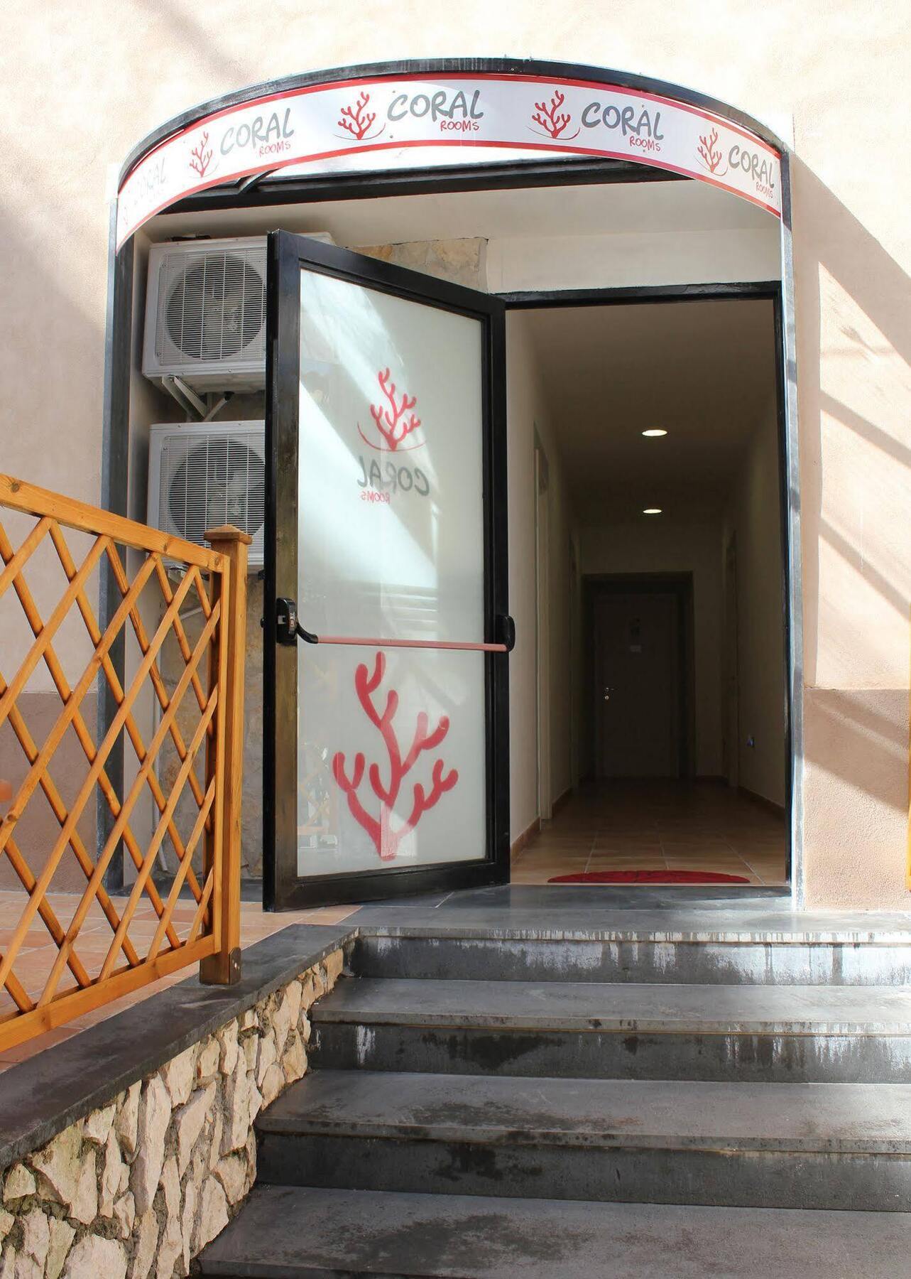 Coral Rooms Torre del Greco Exterior photo